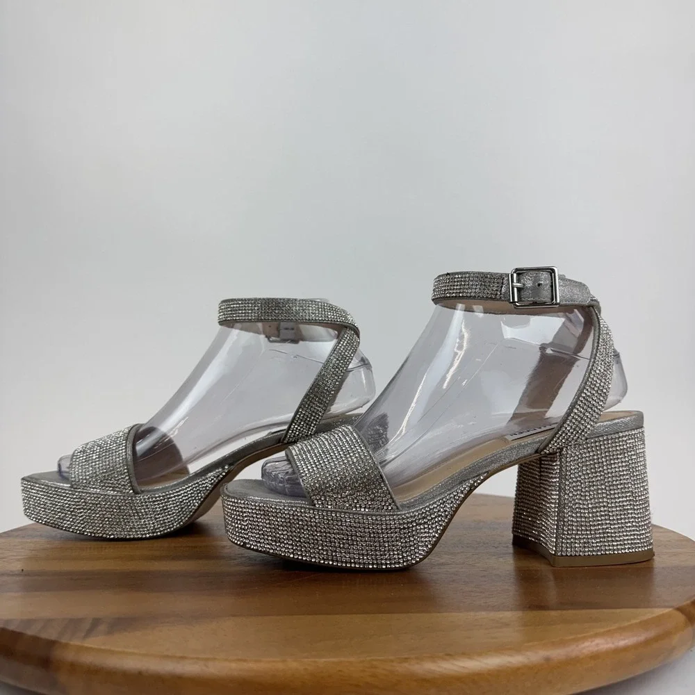 Womens Steve Madden Mercerr Silver Rhinestone Platform Sandal Heels Size 7 M GUC
